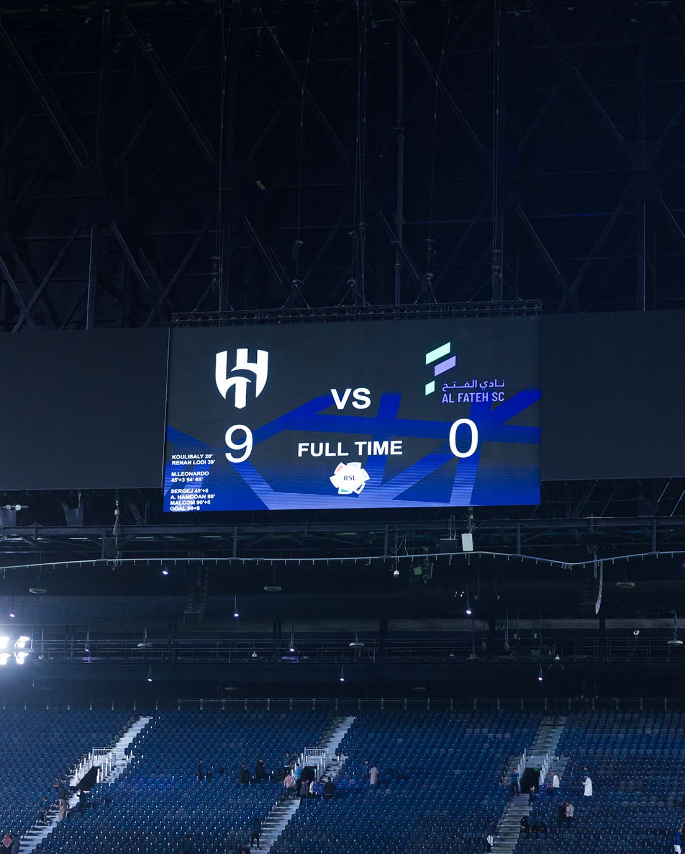 多米体育官网登录-包含今晚法国杯传出新动向，马德里竞技回应争议，管理层表态：话题不断，轮换策略成焦点的词条