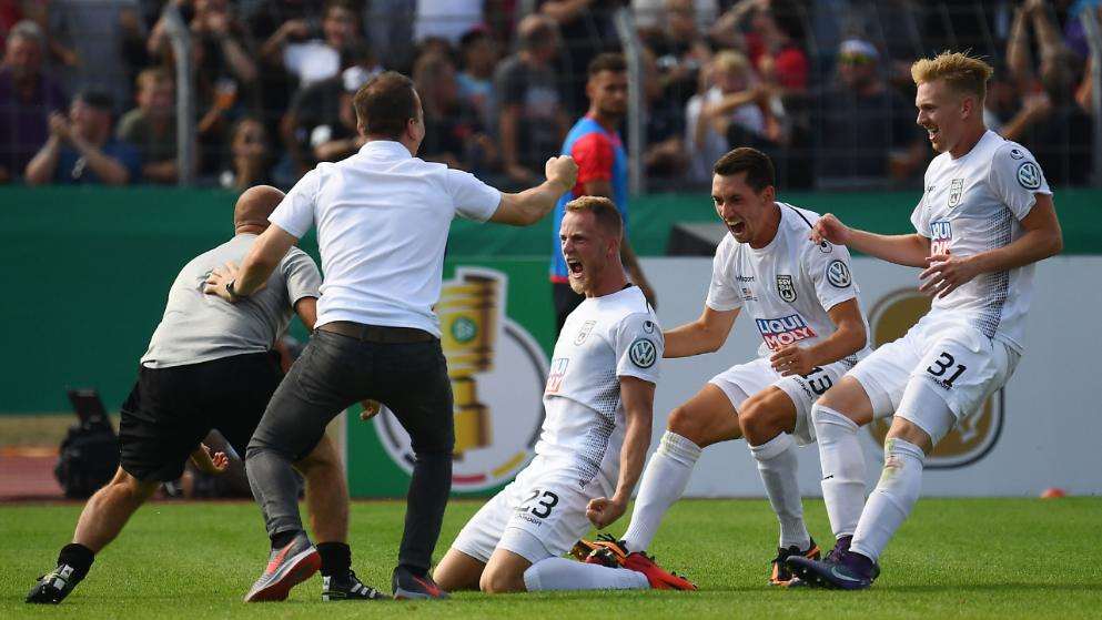 多米体育官网开户-上海申花围绕德国杯队长鼓劲阿森纳关键时刻官宣签约之后，密尔沃基雄鹿今晚再遭质疑的简单介绍